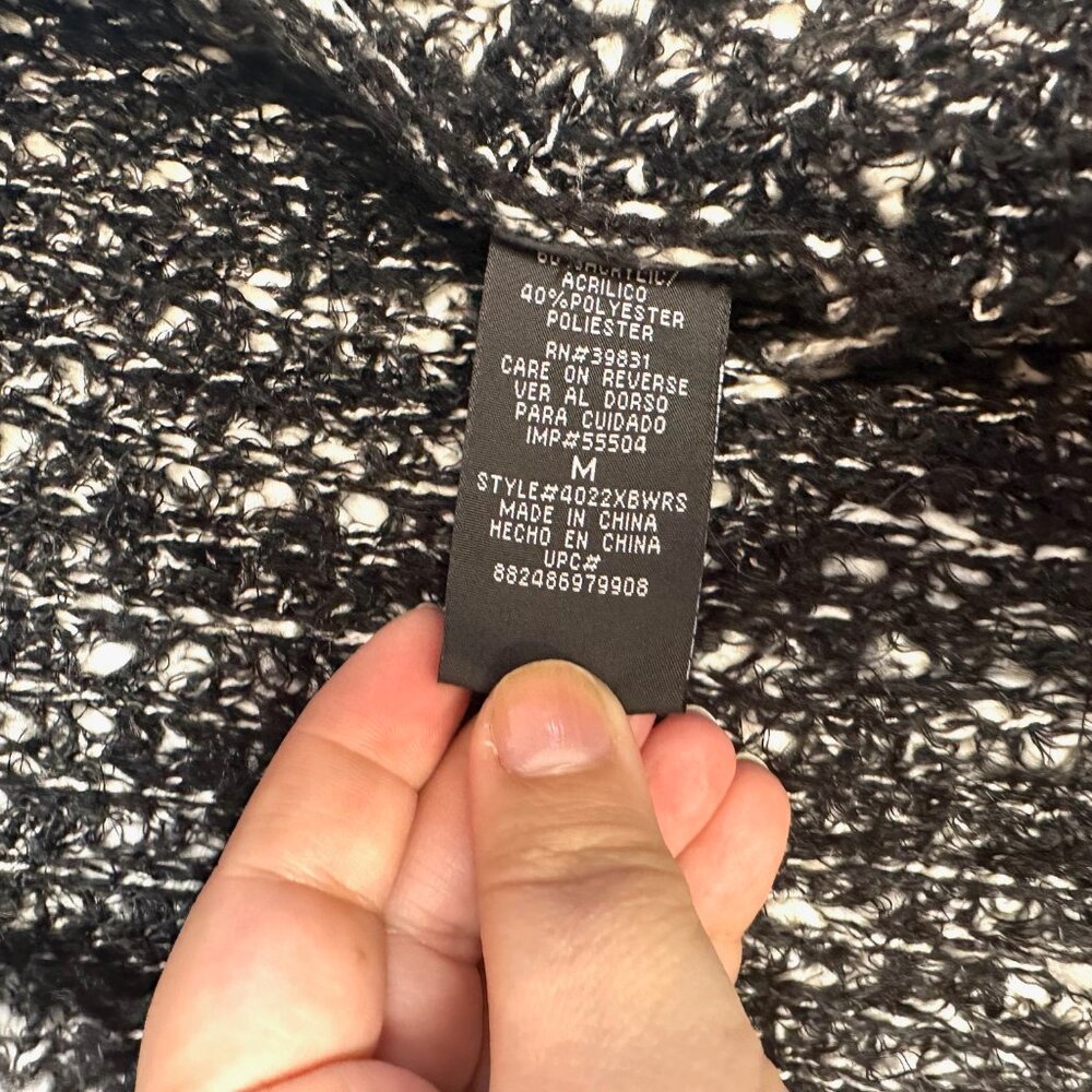 XOXO Black & White Open Drape Front Cocoon Cardigan Medium - Picture 9 of 11